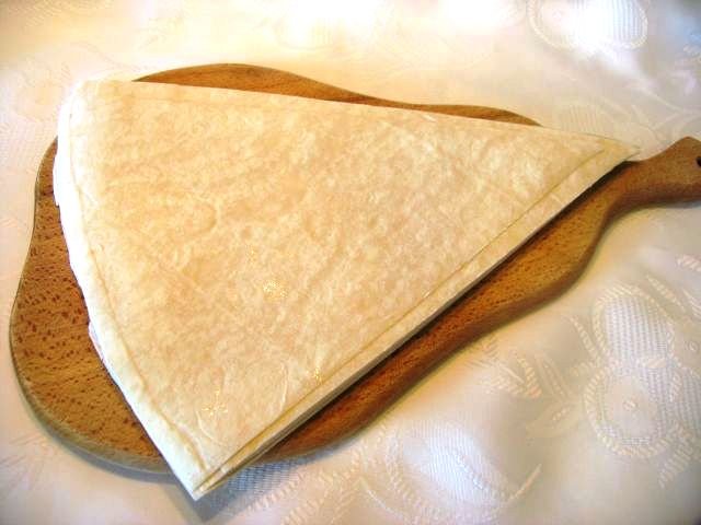 Триъгълни кори за баница – Ядките